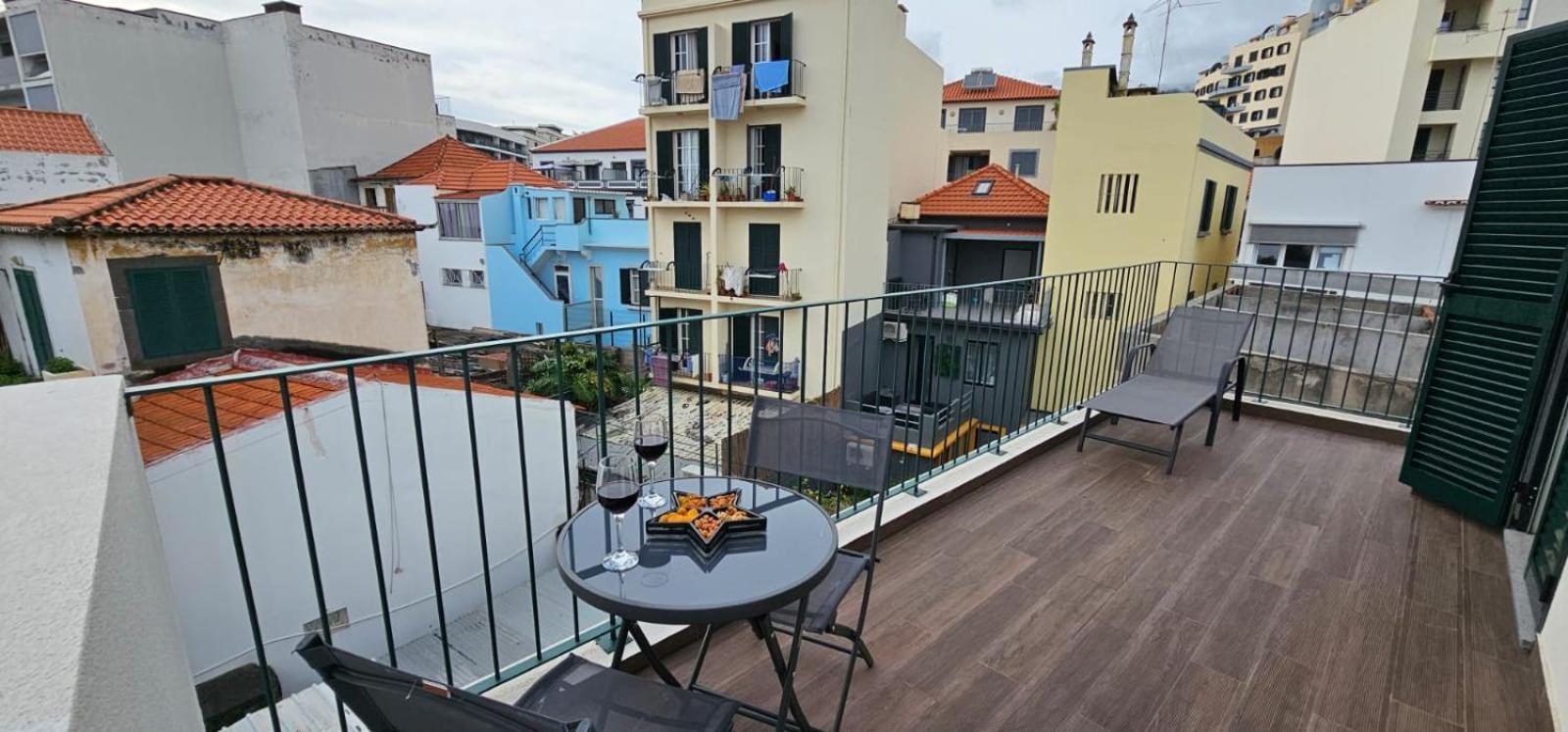 Appartement Time Off Madeira à Funchal  Extérieur photo